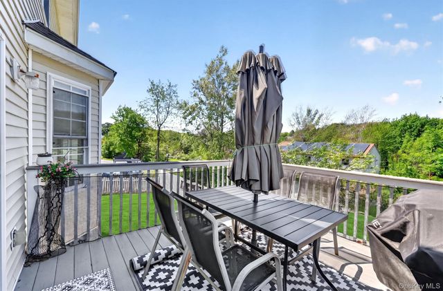 16 Willard Place, Monroe, NY 10950