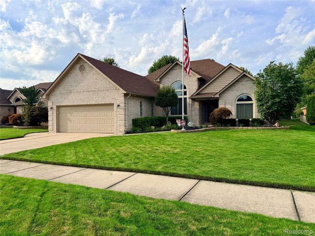 19287 Scenic Harbor Drive, Macomb Township, MI 48044