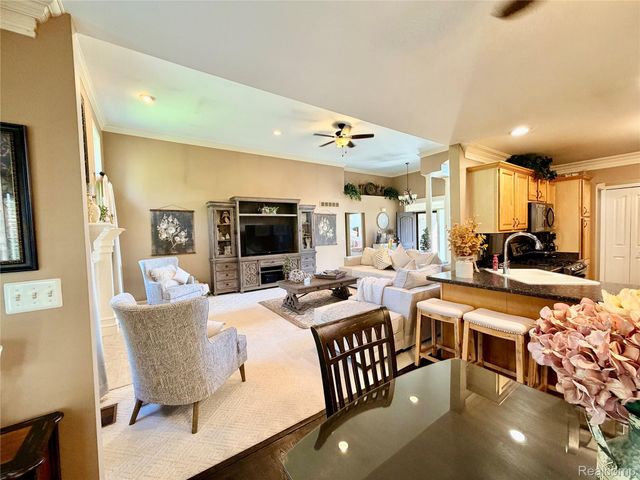 19287 Scenic Harbor Drive, Macomb Township, MI 48044