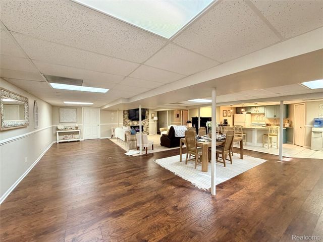 19287 Scenic Harbor Drive, Macomb Township, MI 48044
