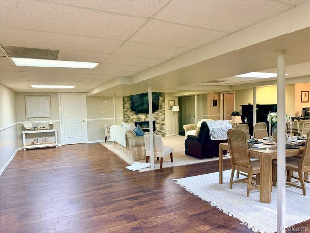 19287 Scenic Harbor Drive, Macomb Township, MI 48044