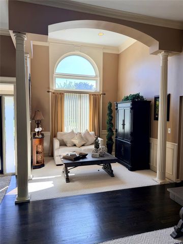 19287 Scenic Harbor Drive, Macomb Township, MI 48044