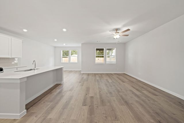 3609 Crawford Street, Bay City, TX 77414