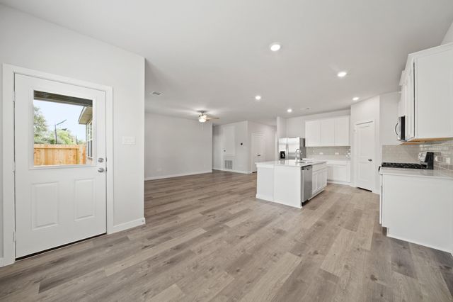 3609 Crawford Street, Bay City, TX 77414