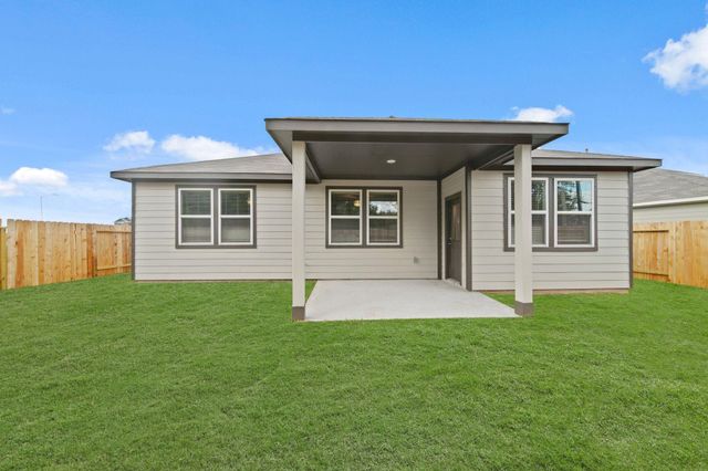 3609 Crawford Street, Bay City, TX 77414