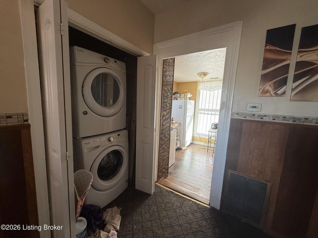 2102 Magazine St, Louisville, KY 40211