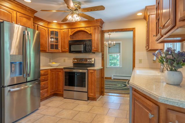 2 Mohegan Lane, Yarmouth Port, MA 02675