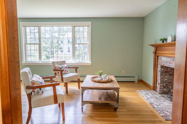 2 Mohegan Lane, Yarmouth Port, MA 02675