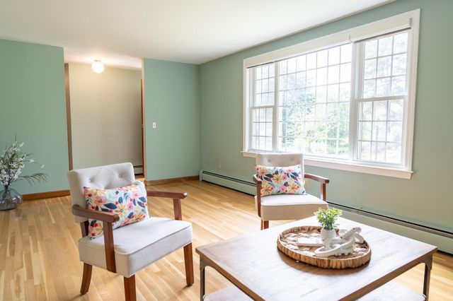 2 Mohegan Lane, Yarmouth Port, MA 02675
