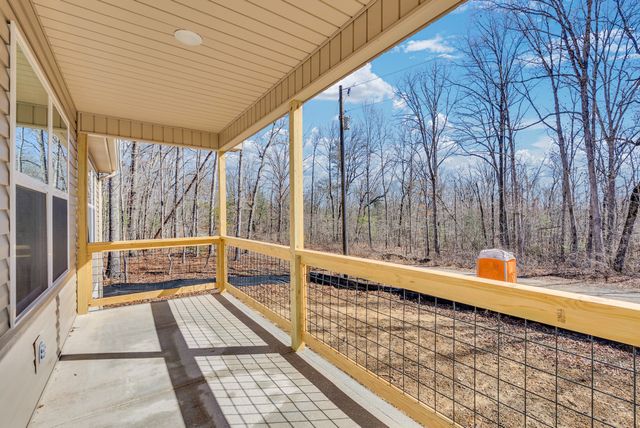 518 Algonquin Ln, Crossville, TN 38572