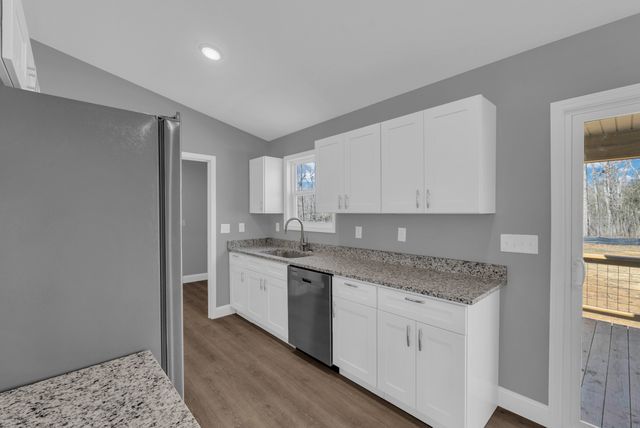 518 Algonquin Ln, Crossville, TN 38572