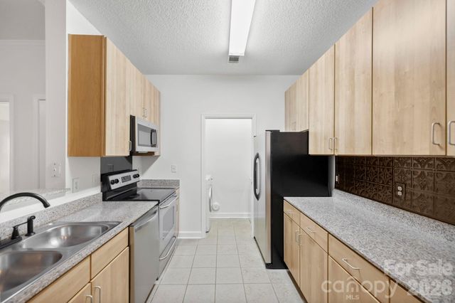 1000 Olde Eastwood Village Boulevard A-107, Asheville, NC 28803