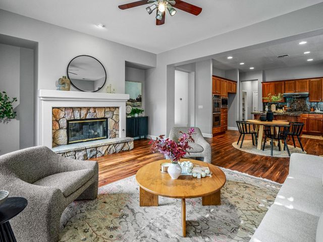 1084 Bevinger Dr, El Dorado Hills, CA 95762