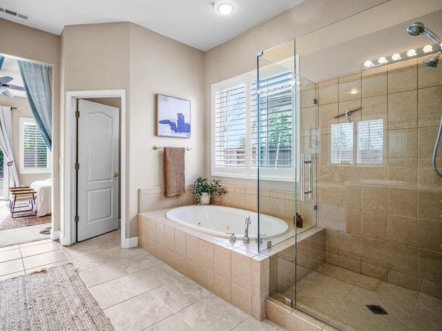 1084 Bevinger Dr, El Dorado Hills, CA 95762