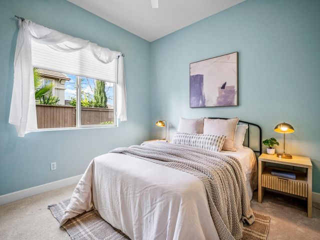 1084 Bevinger Dr, El Dorado Hills, CA 95762