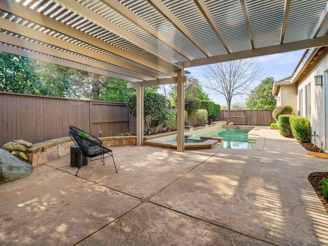 1084 Bevinger Dr, El Dorado Hills, CA 95762