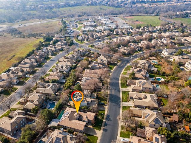 1084 Bevinger Dr, El Dorado Hills, CA 95762