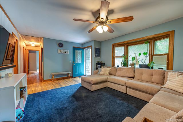 23 Oak Street, Centereach, NY 11720