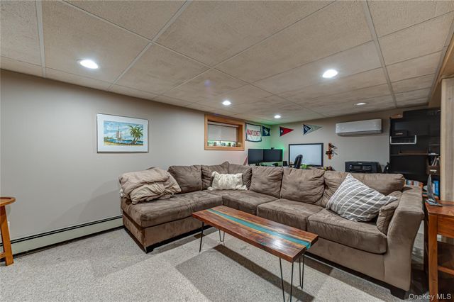 23 Oak Street, Centereach, NY 11720