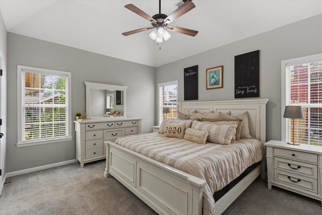 8159 W WHITE WING CV, Bartlett, TN 38002