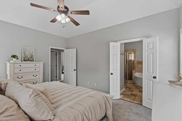 8159 W WHITE WING CV, Bartlett, TN 38002