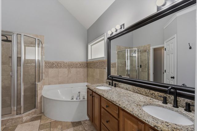 8159 W WHITE WING CV, Bartlett, TN 38002
