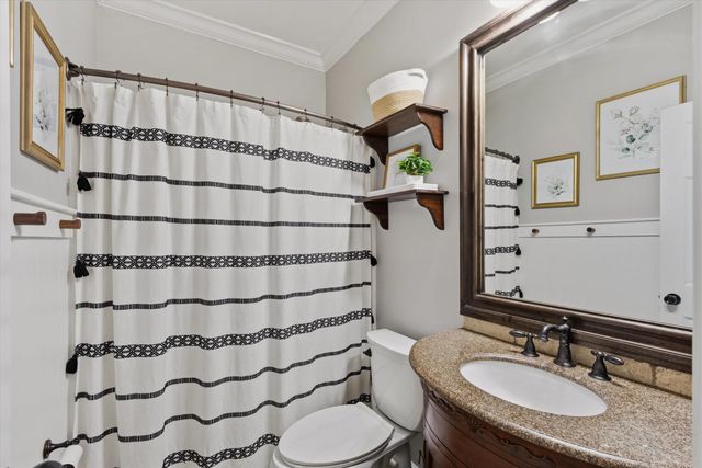 8159 W WHITE WING CV, Bartlett, TN 38002