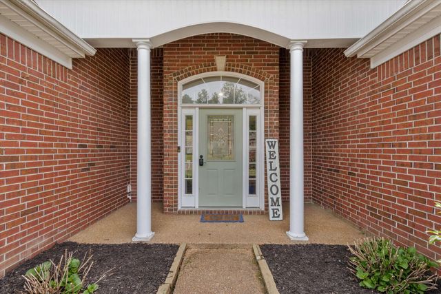 8159 W WHITE WING CV, Bartlett, TN 38002