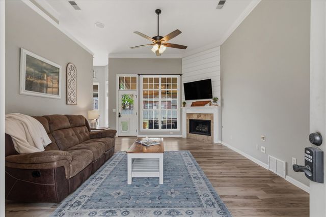 8159 W WHITE WING CV, Bartlett, TN 38002