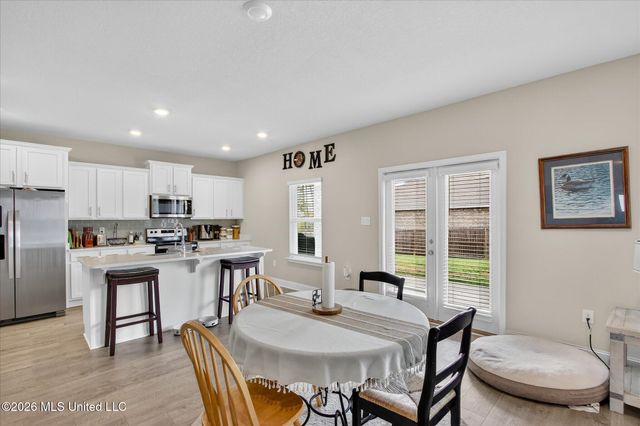 6016 Penni Lane, Ocean Springs, MS 39564