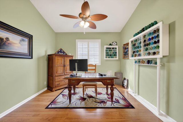 357 NW Springview Loop, Port St Lucie, FL 34986