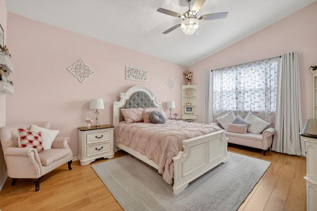 357 NW Springview Loop, Port St Lucie, FL 34986