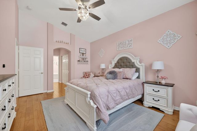 357 NW Springview Loop, Port St Lucie, FL 34986