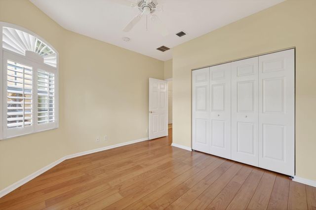 357 NW Springview Loop, Port St Lucie, FL 34986