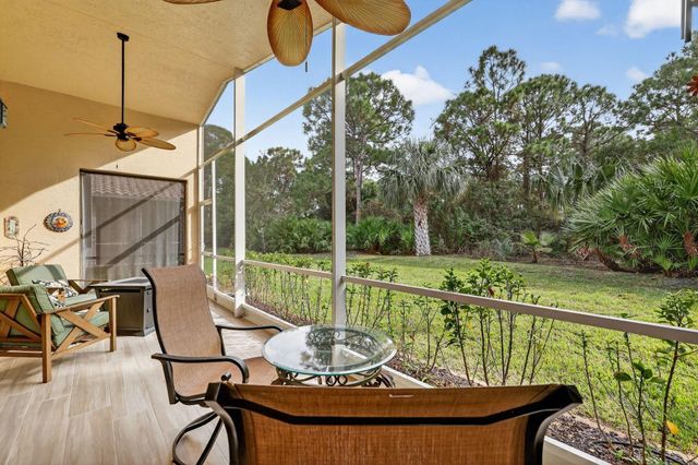 357 NW Springview Loop, Port St Lucie, FL 34986