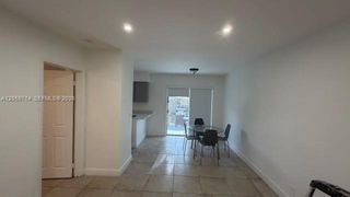2450 Lincoln St 12, Hollywood, FL 33020