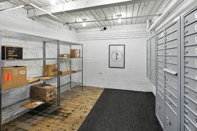 55 Sterling St 208, Clinton, MA 01510