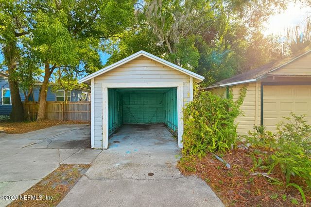 3257 LIBERTY Circle, Jacksonville, FL 32206