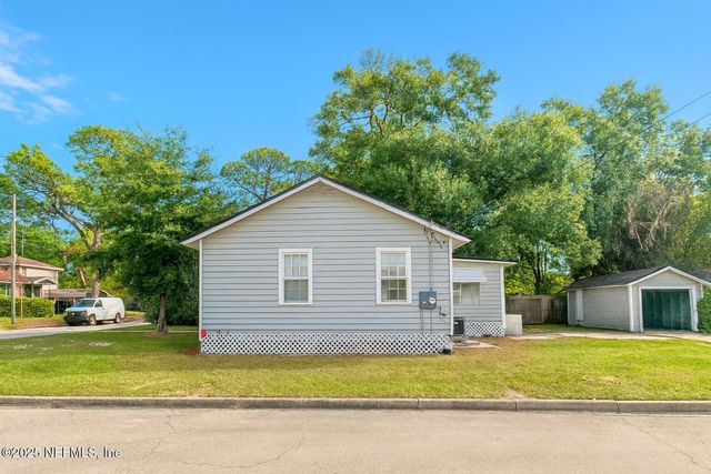 3257 LIBERTY Circle, Jacksonville, FL 32206