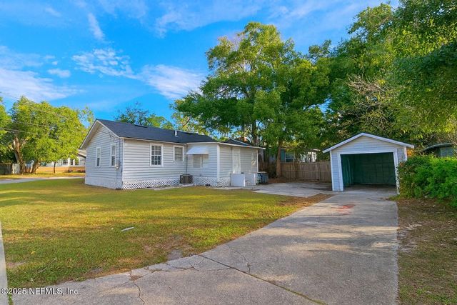 3257 LIBERTY Circle, Jacksonville, FL 32206