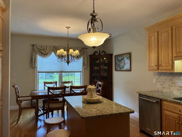 36 Buckland Street 35, Southington, CT 06489