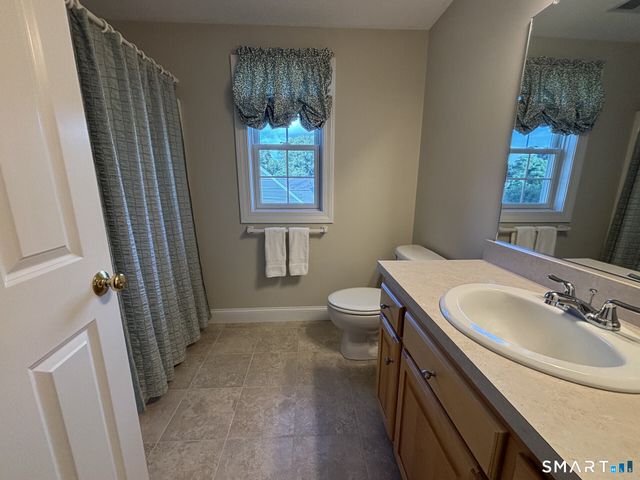 36 Buckland Street 35, Southington, CT 06489