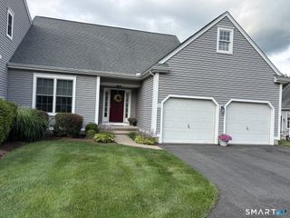 36 Buckland Street 35, Southington, CT 06489