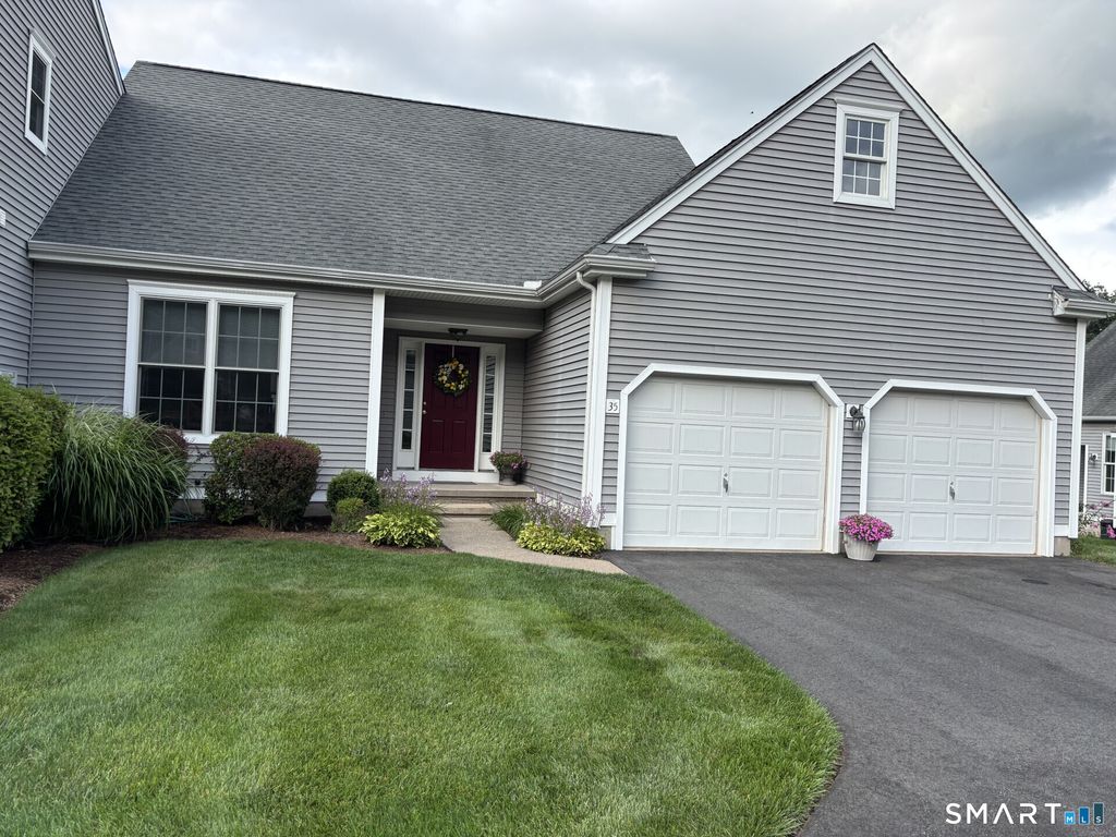 36 Buckland Street 35, Southington, CT 06489