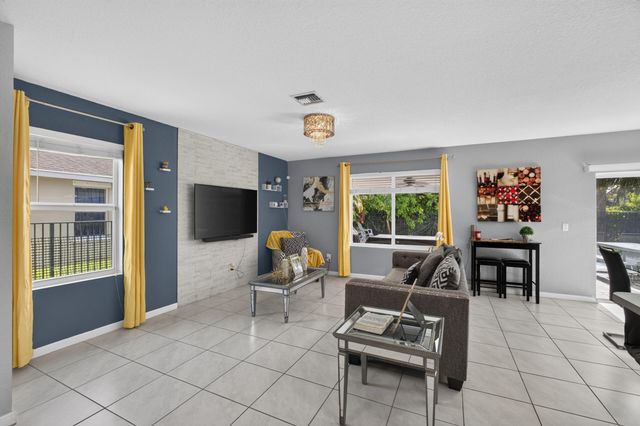 3758 Whitney Park Lane, Greenacres, FL 33463