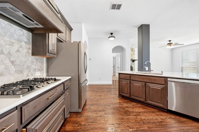 1839 Tuscany Drive, Mclendon Chisholm, TX 75032