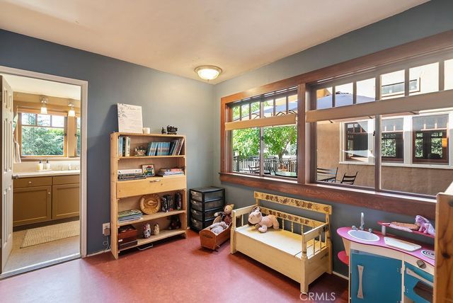 418 E Jefferson, Pomona, CA 91767