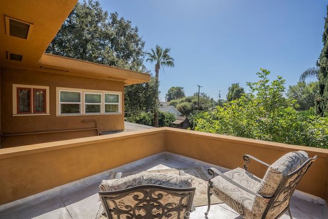 418 E Jefferson, Pomona, CA 91767