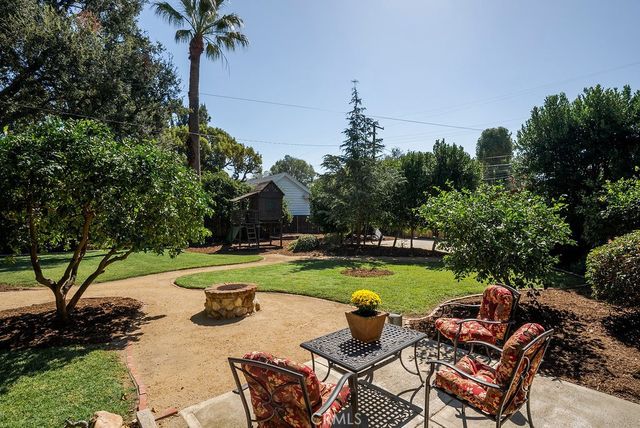 418 E Jefferson, Pomona, CA 91767
