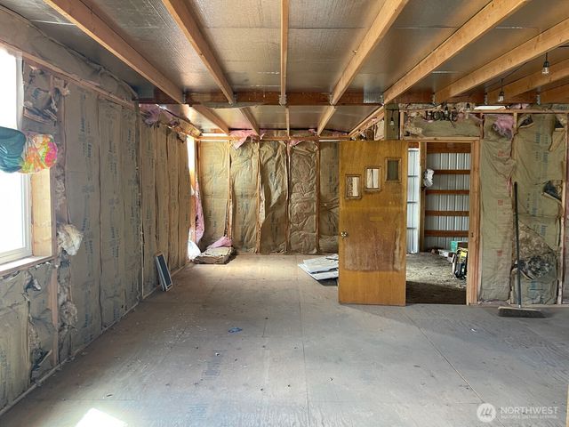 16 Breezy Lane, Tonasket, WA 98855